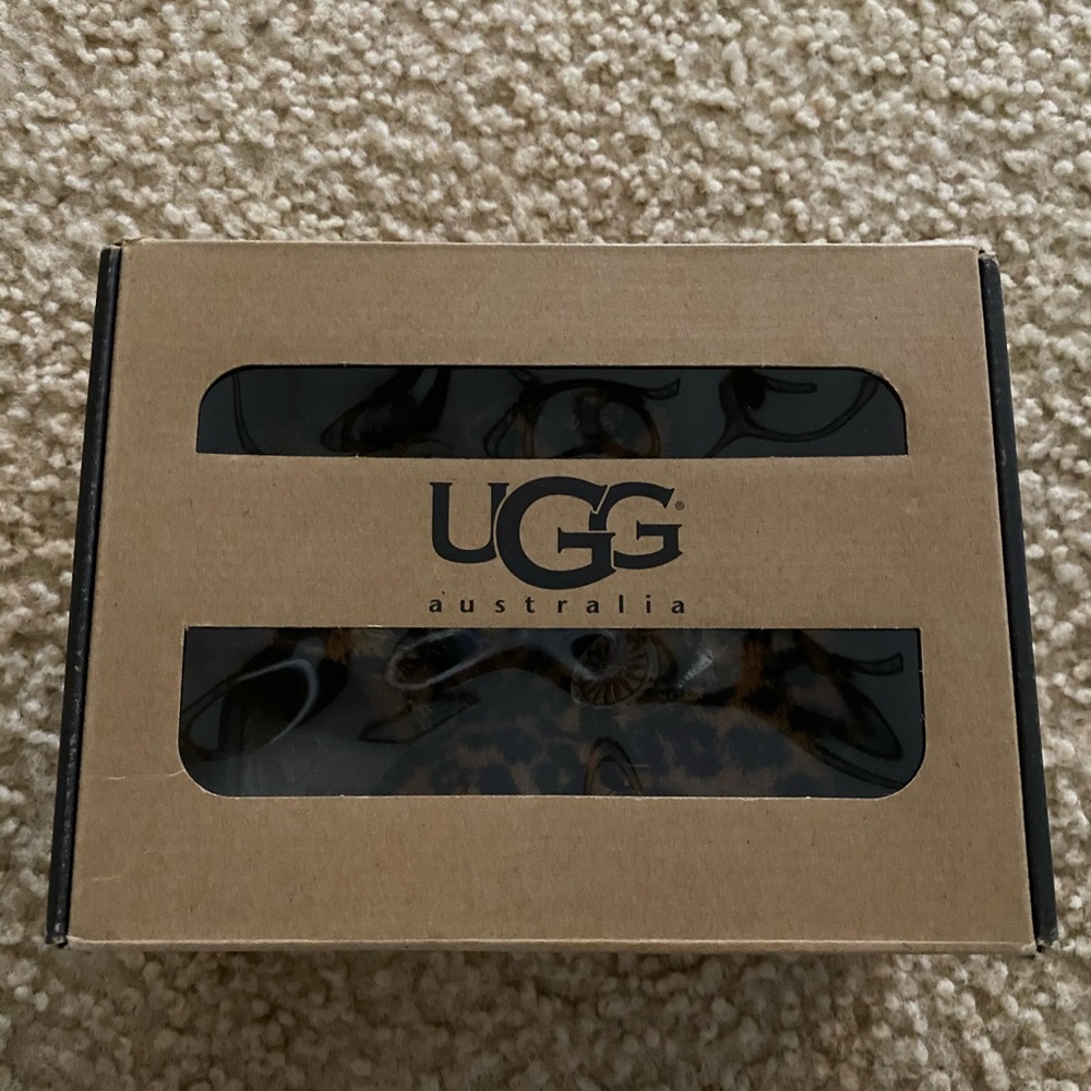 Baby bixbie ugg slipper boots